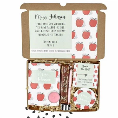 Darilne škatle za rojstni dan za ženske