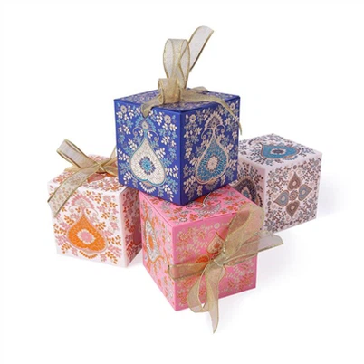 Poročne sladke darilne škatle